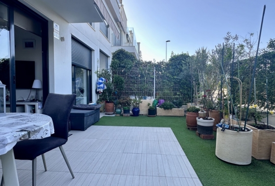 Apartment / flat - Resale - Orihuela Costa - Punta Prima