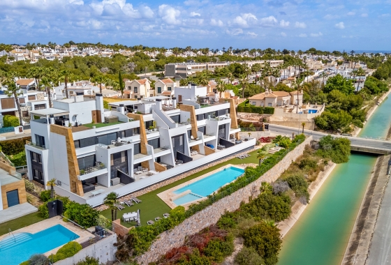 Apartment / flat - Resale - Villamartin - Costa Blanca