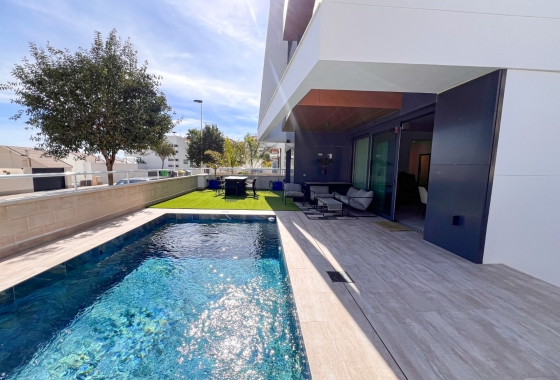 Appartement / flat - Herverkoop - Guardamar del Segura - MLS-73074