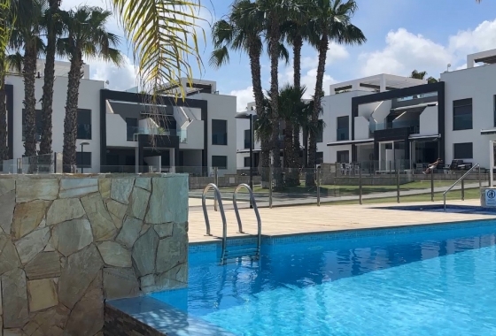 House - Resale - Orihuela Costa - La Zenia