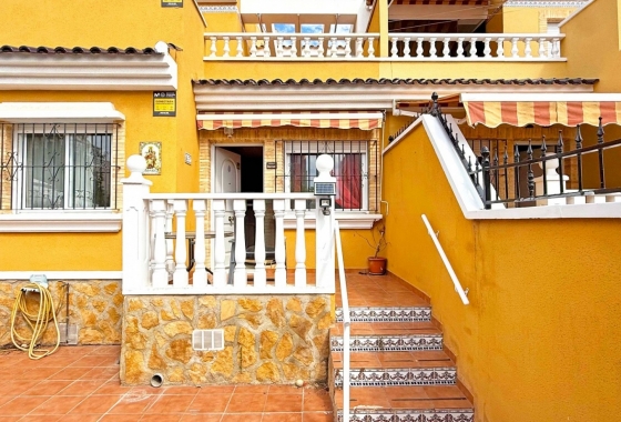 Huis - Herverkoop - Torrevieja - La Siesta - El Salado -  Torreta