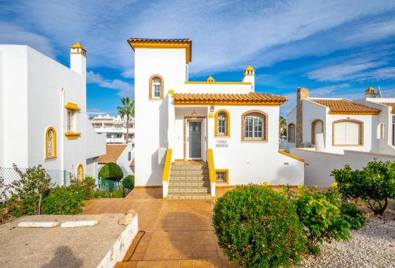Villa - Herverkoop - Orihuela Costa - Villamartín