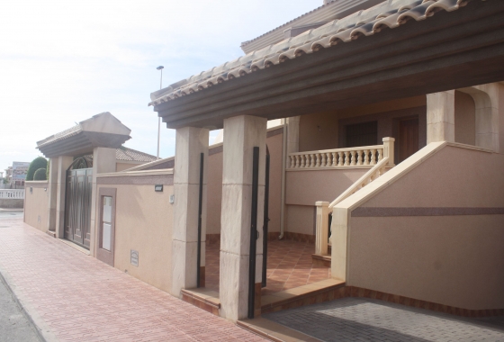 Villa - New Build - Torrevieja - Torrevieja
