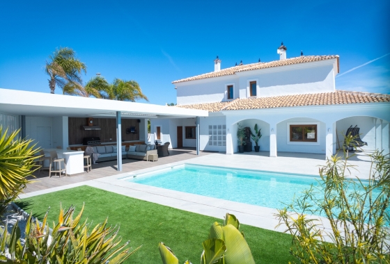 Villa - Resale - Altaona Golf and Country Village - Altaona Golf - Country Village