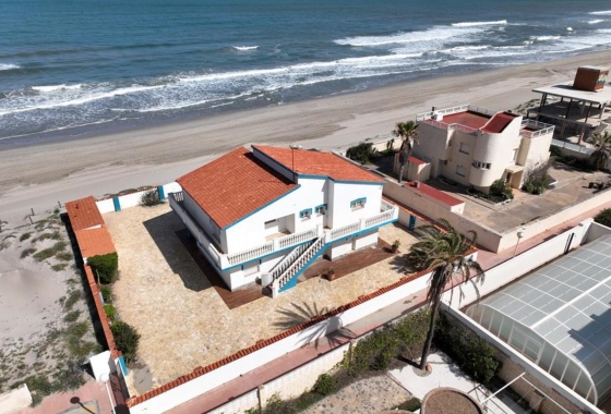 Villa - Resale - La Manga del Mar Menor - Mar Menor