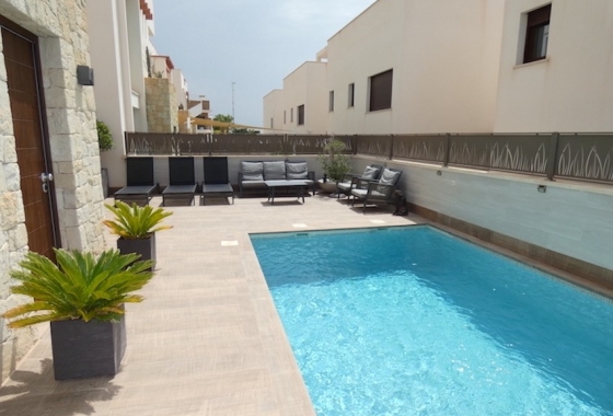 Villa - Reventa - Ciudad Quesada - Ciudad Quesada