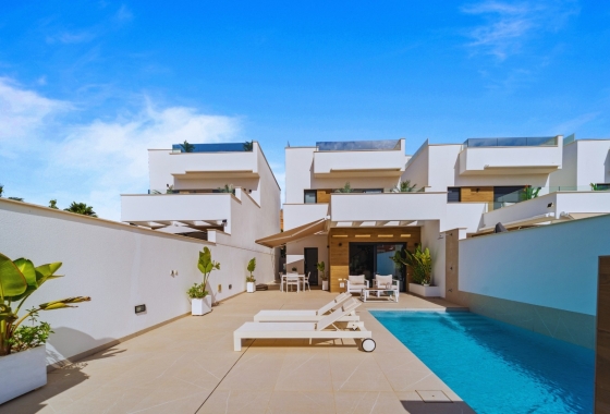 Villa - Reventa - Los Montesinos - La Herrada