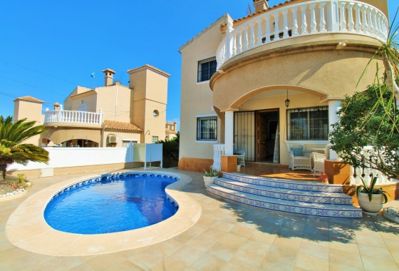 Villa - Reventa - Villamartin - Villamartin