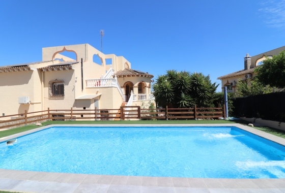 Villa - Wiederverkauf - Algorfa - Lomas de La Juliana