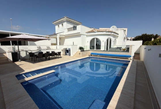 Villa - Wiederverkauf - Ciudad Quesada - Central Quesada