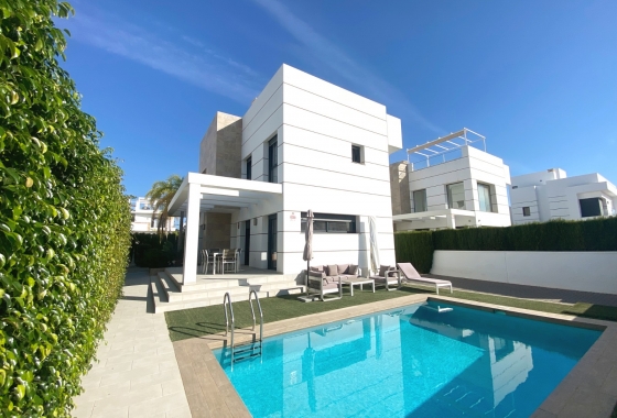 Villa - Wiederverkauf - Ciudad Quesada - Doña Pepa