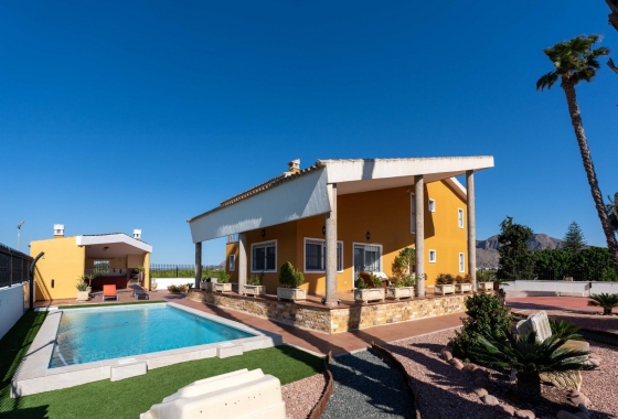Villa - Wiederverkauf - Orihuela - Correntías Medias