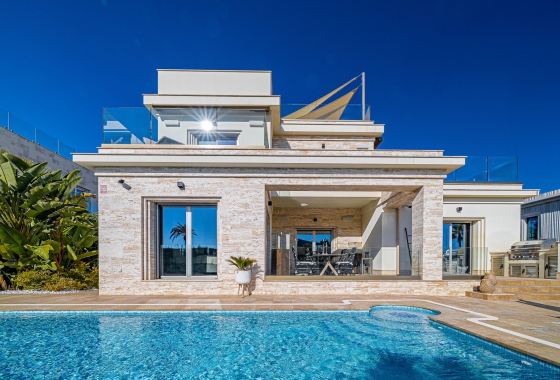 Villa - Wiederverkauf - Orihuela Costa - Beachside
