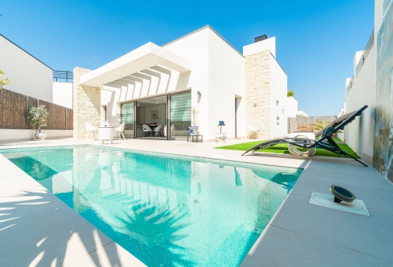 Villa - Wiederverkauf - Orihuela Costa - Villamartin Golf