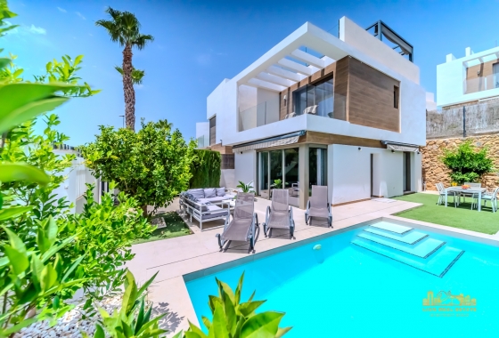 Villa - Wiederverkauf - Orihuela Costa - Villamartín
