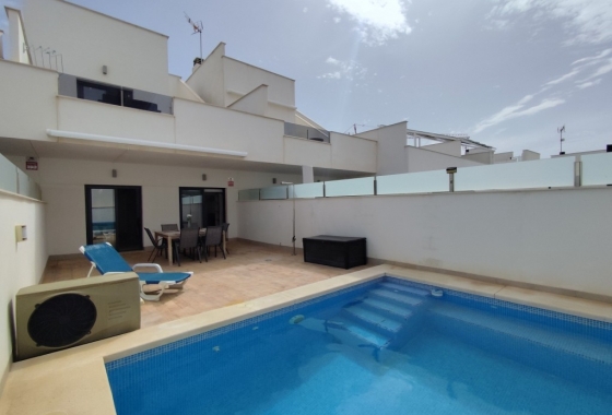 Villa - Wiederverkauf - Pilar de la Horadada - Pilar de la Horadada