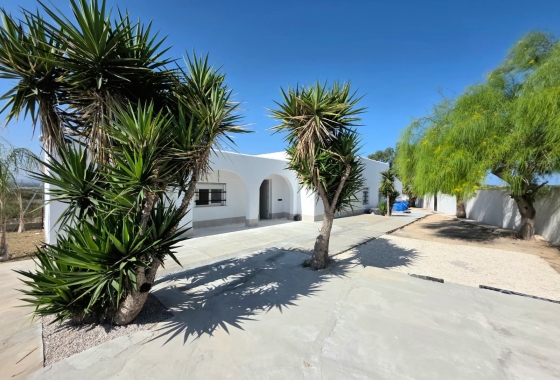 Villa - Wiederverkauf - San Fulgencio - La Marina