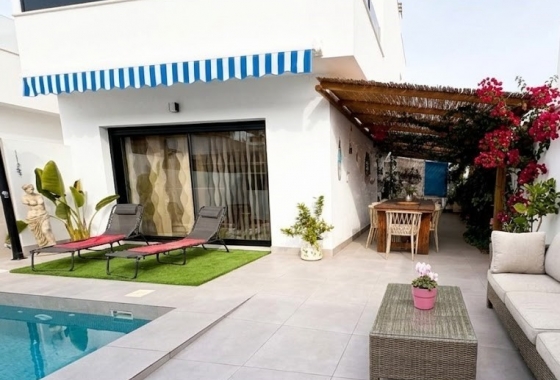Villa - Wiederverkauf - San Pedro del Pinatar - San Pedro del Pinatar