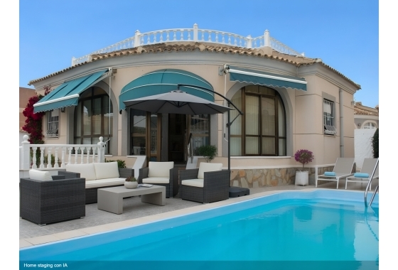 Villa - Wiederverkauf - Torrevieja - Torrevieja