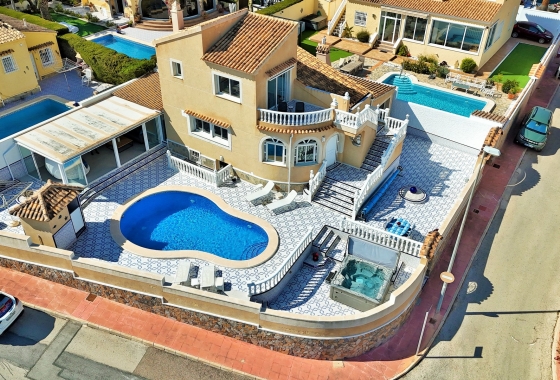 Villa - Wiederverkauf - Villamartin - Villamartin