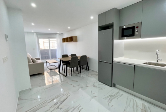 Wohnung - Wiederverkauf - Torrevieja - Centro