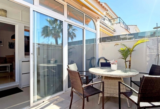 Wohnung - Wiederverkauf - Torrevieja - Torrelamata - La Mata