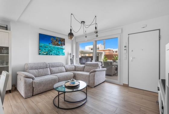 Reventa - Semi - Detached Villa - Orihuela Costa - Vistabella Golf