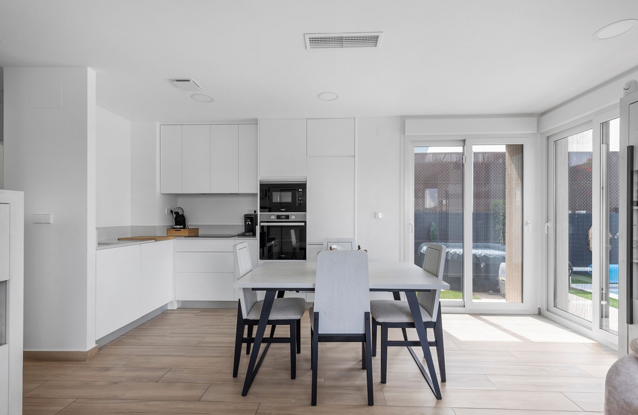 Reventa - Semi - Detached Villa - Orihuela Costa - Vistabella Golf