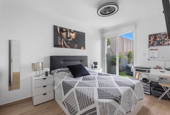 Reventa - Semi - Detached Villa - Orihuela Costa - Vistabella Golf