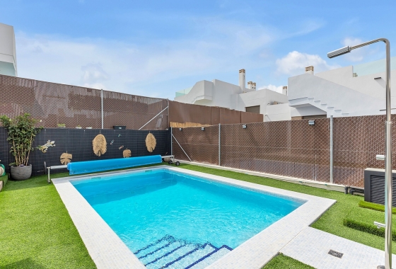 Reventa - Semi - Detached Villa - Orihuela Costa - Vistabella Golf