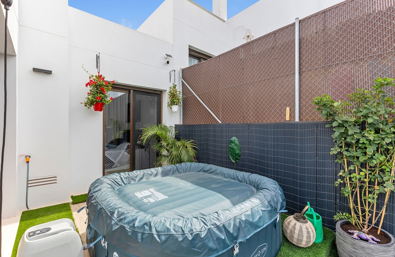 Reventa - Semi - Detached Villa - Orihuela Costa - Vistabella Golf