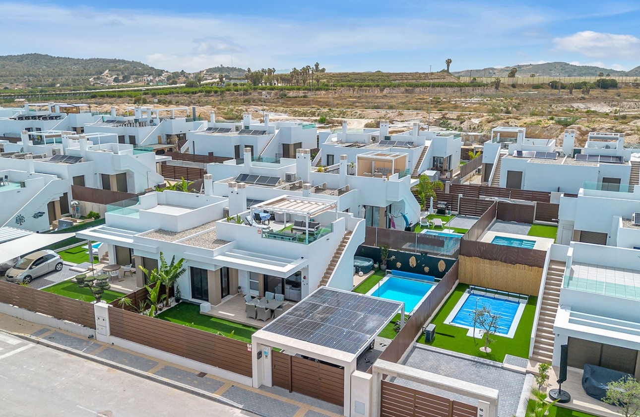 Reventa - Semi - Detached Villa - Orihuela Costa - Vistabella Golf