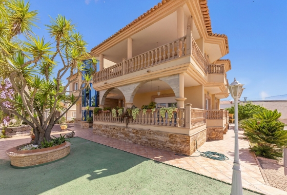 Reventa - Villa - Orihuela Costa - Orihuela