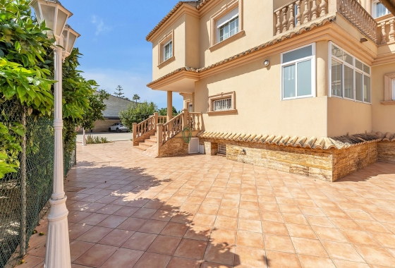 Reventa - Villa - Orihuela Costa - Orihuela