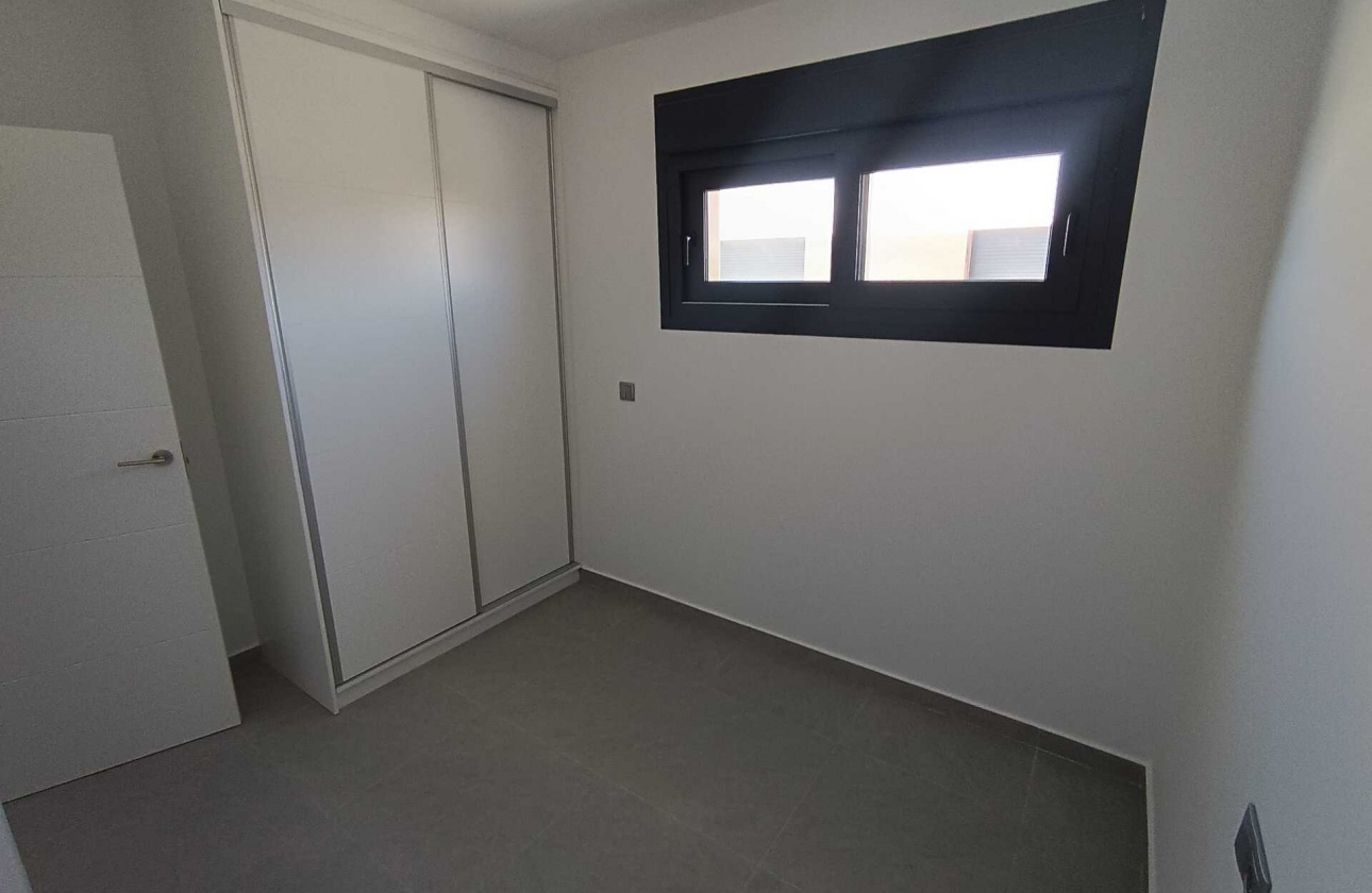 Obra nueva - detached - Daya Nueva