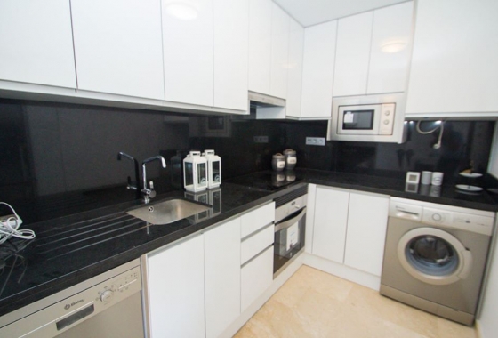 Obra nueva - Apartamento / piso - Res. Las Filipinas