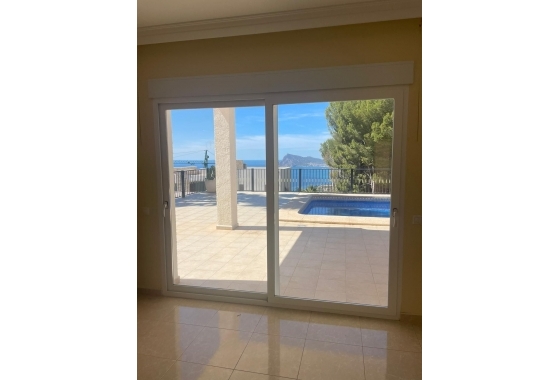 Obra nueva - Villa - Altea