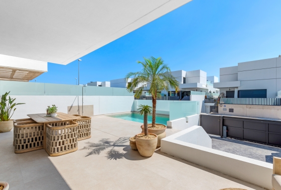 Obra nueva - Casa - Dolores