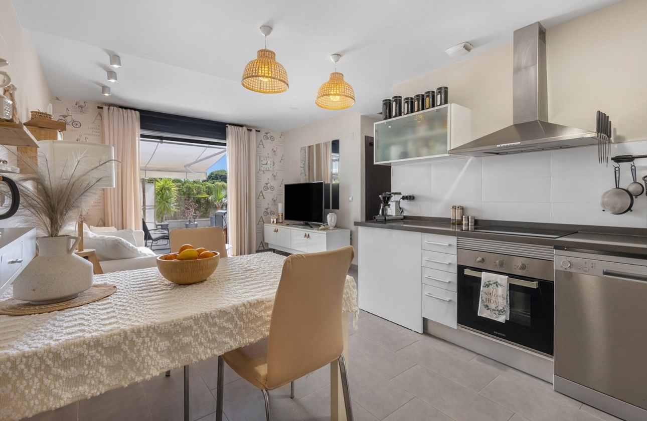 Reventa - Ground floor apartment - La Mata - Playa