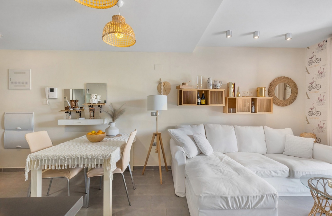 Reventa - Ground floor apartment - La Mata - Playa