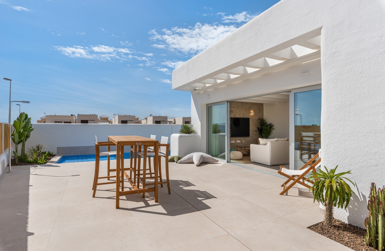 Obra nueva - Villa - Los Alcázares