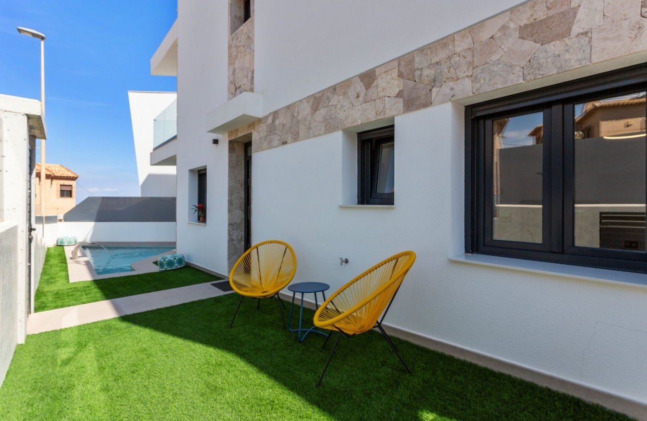 Obra nueva - Villa - Torrevieja - Torrejón