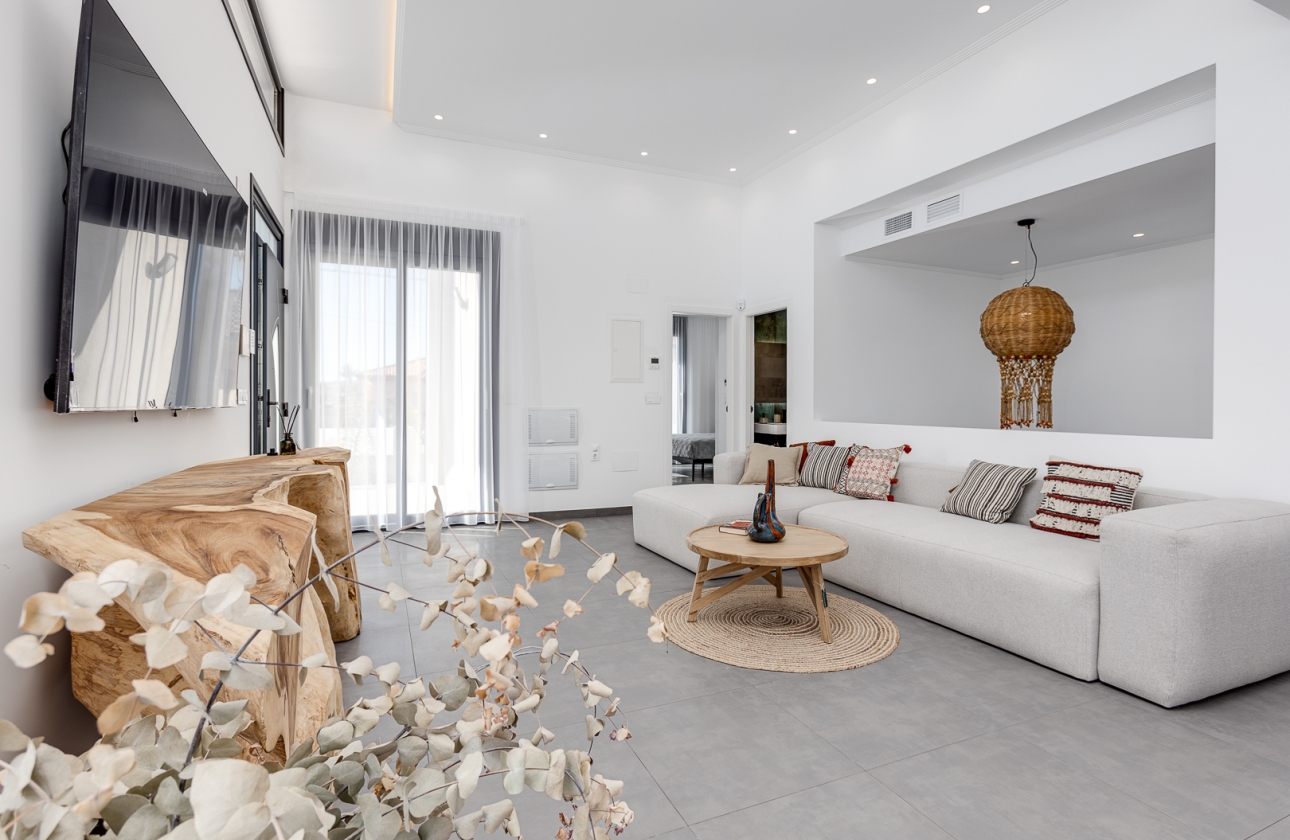 Obra nueva - detached - La Mata