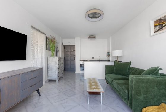 Resale - Apartment / flat - La Mata