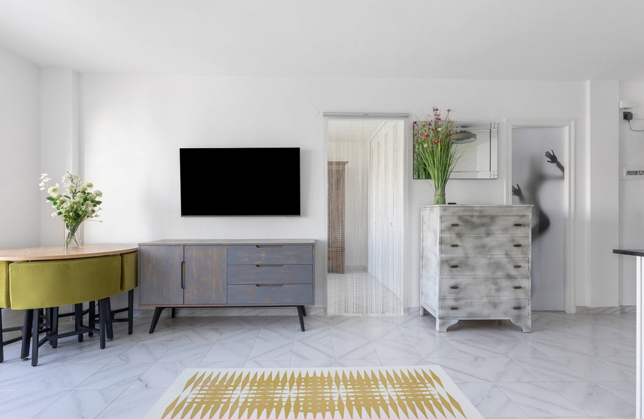 Resale - Apartment / flat - La Mata