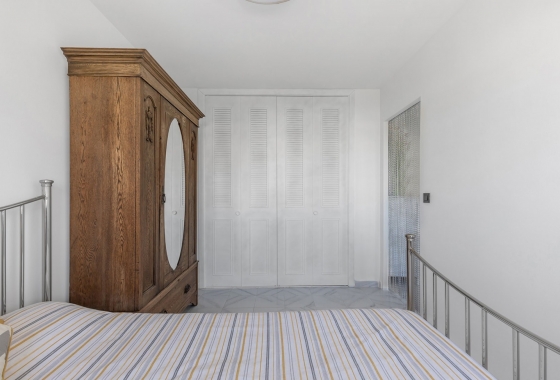 Resale - Apartment / flat - La Mata