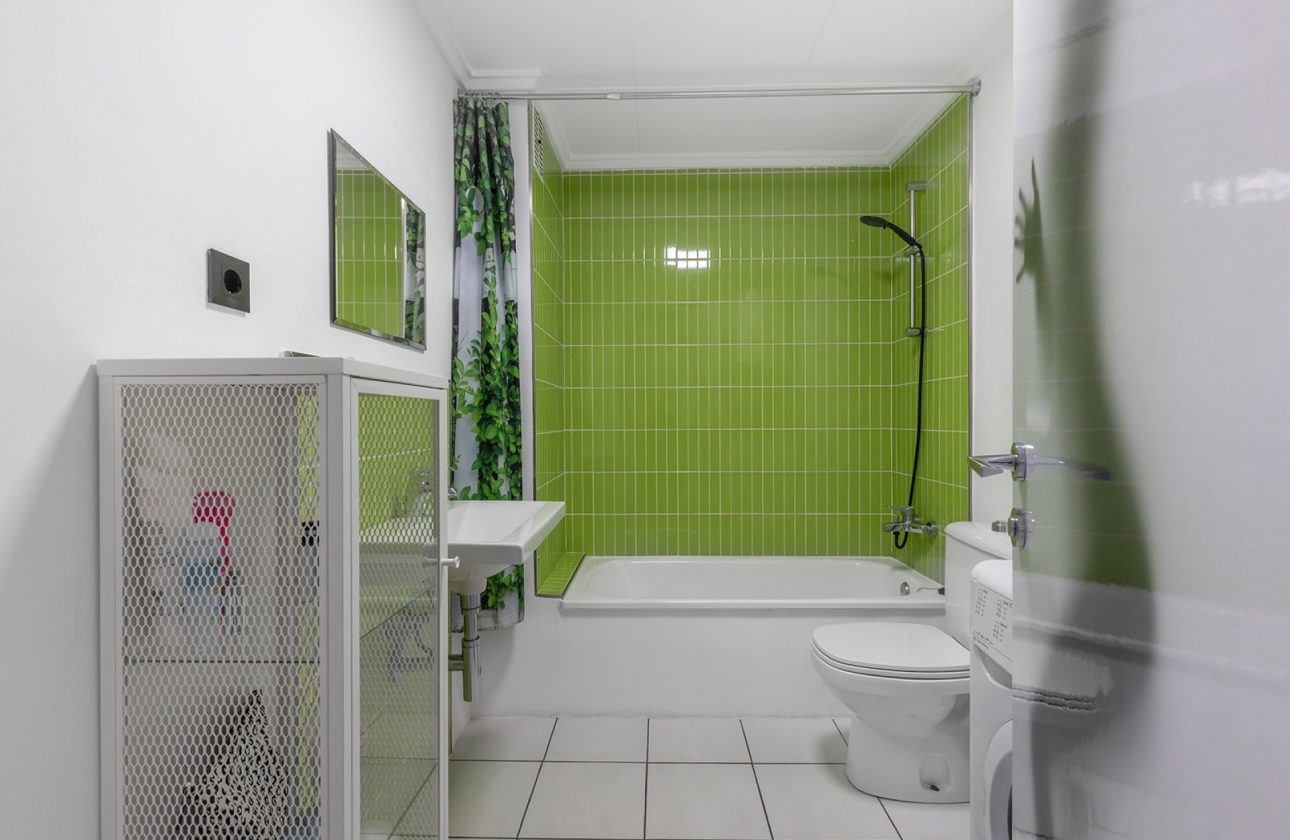 Resale - Apartment / flat - La Mata