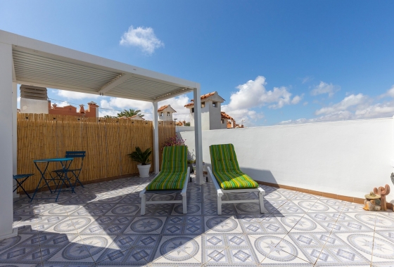 Resale - Apartment / flat - La Mata