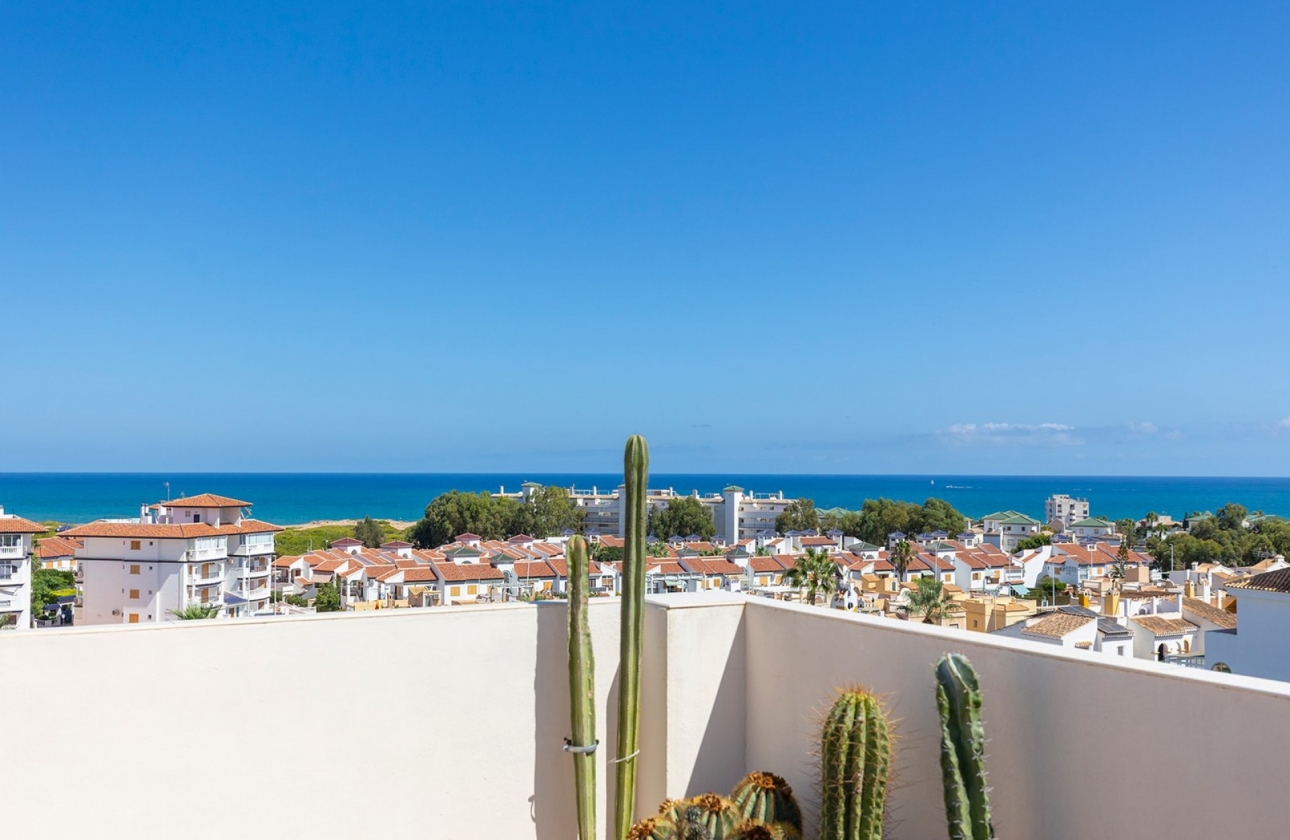 Resale - Apartment / flat - La Mata