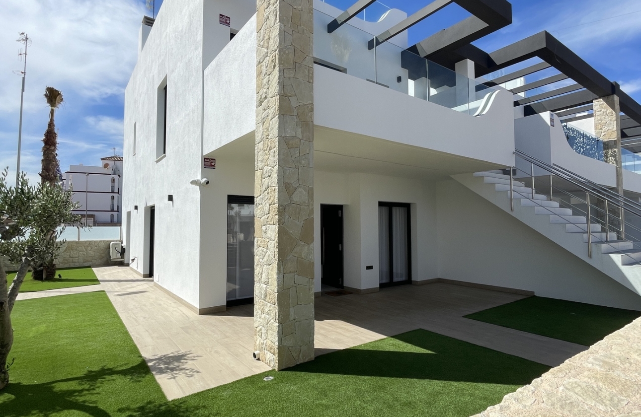 Obra nueva - Casa - Torrevieja